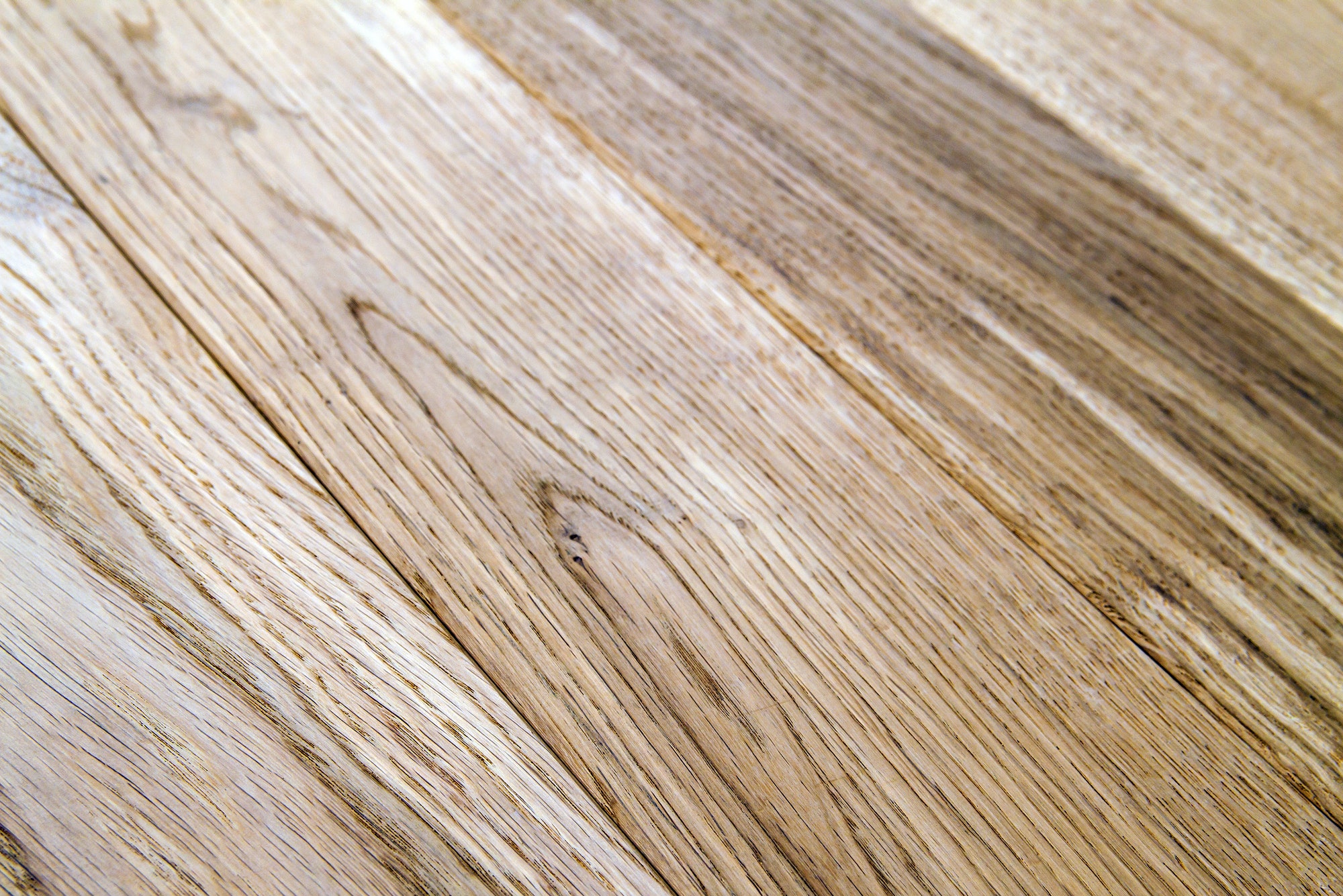 Wand, Decken & Bodengestaltung